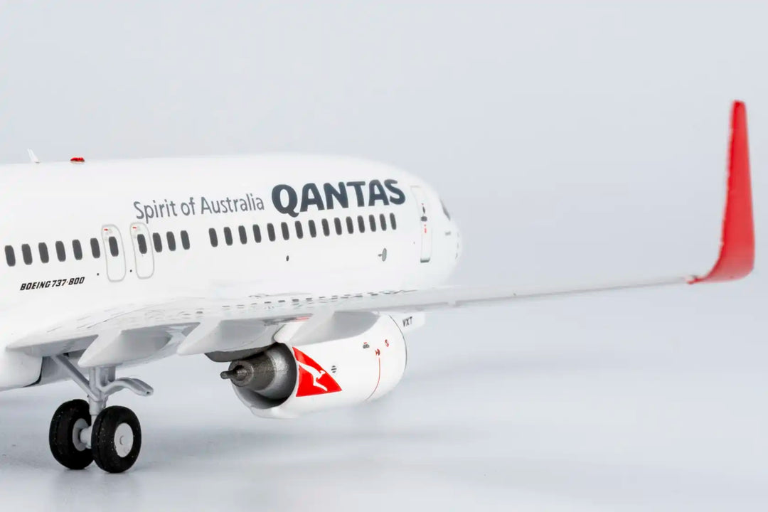 Qantas Airways Boeing 737-800 1:200 (Reg: VH-VXT) Diecast Model by NG Models