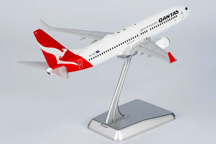 Qantas Airways Boeing 737-800 1:200 (Reg: VH-VXT) Diecast Model by NG Models