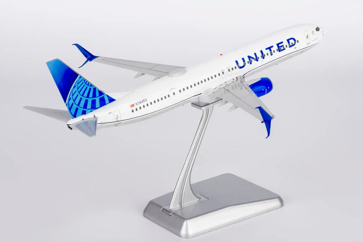 United Airlines Boeing 737-900 1:200 Diecast Model by NG Models (Reg: N38459)