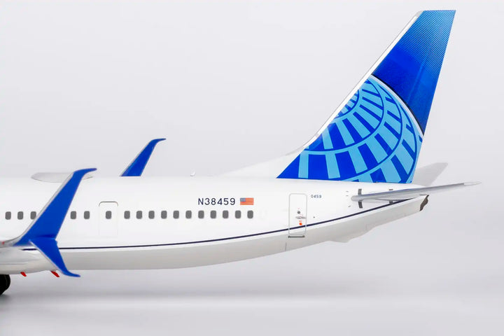 United Airlines Boeing 737-900 1:200 Diecast Model by NG Models (Reg: N38459)