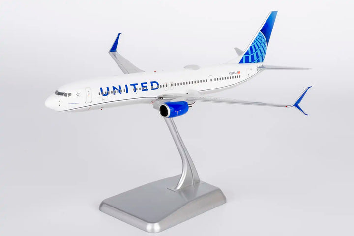 United Airlines Boeing 737-900 1:200 Diecast Model by NG Models (Reg: N38459)