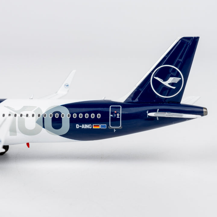 Lufthansa Airbus A320neo 1:400 Diecast Model by NG Models (Reg: D-AING)