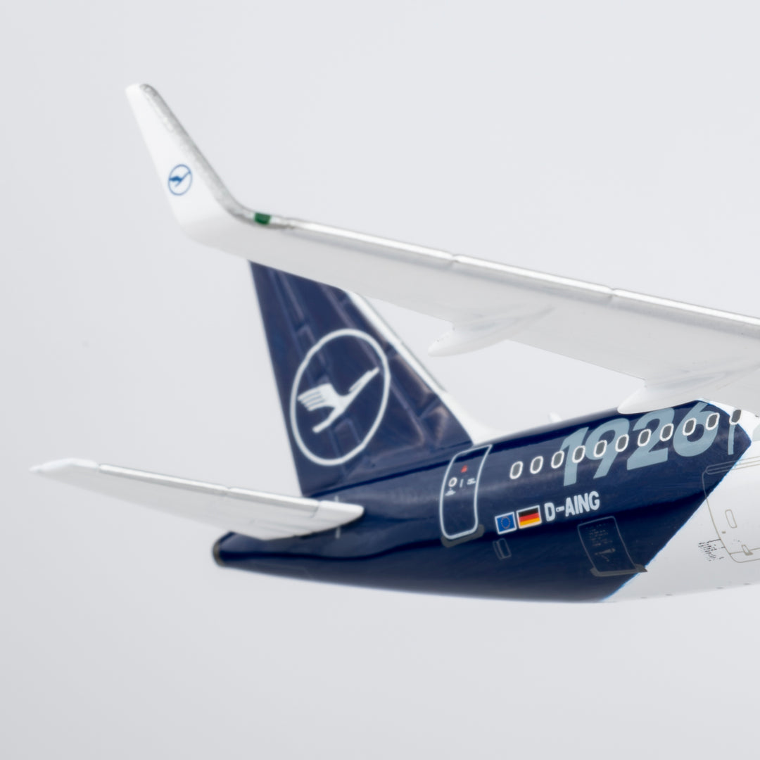 Lufthansa Airbus A320neo 1:400 Diecast Model by NG Models (Reg: D-AING)