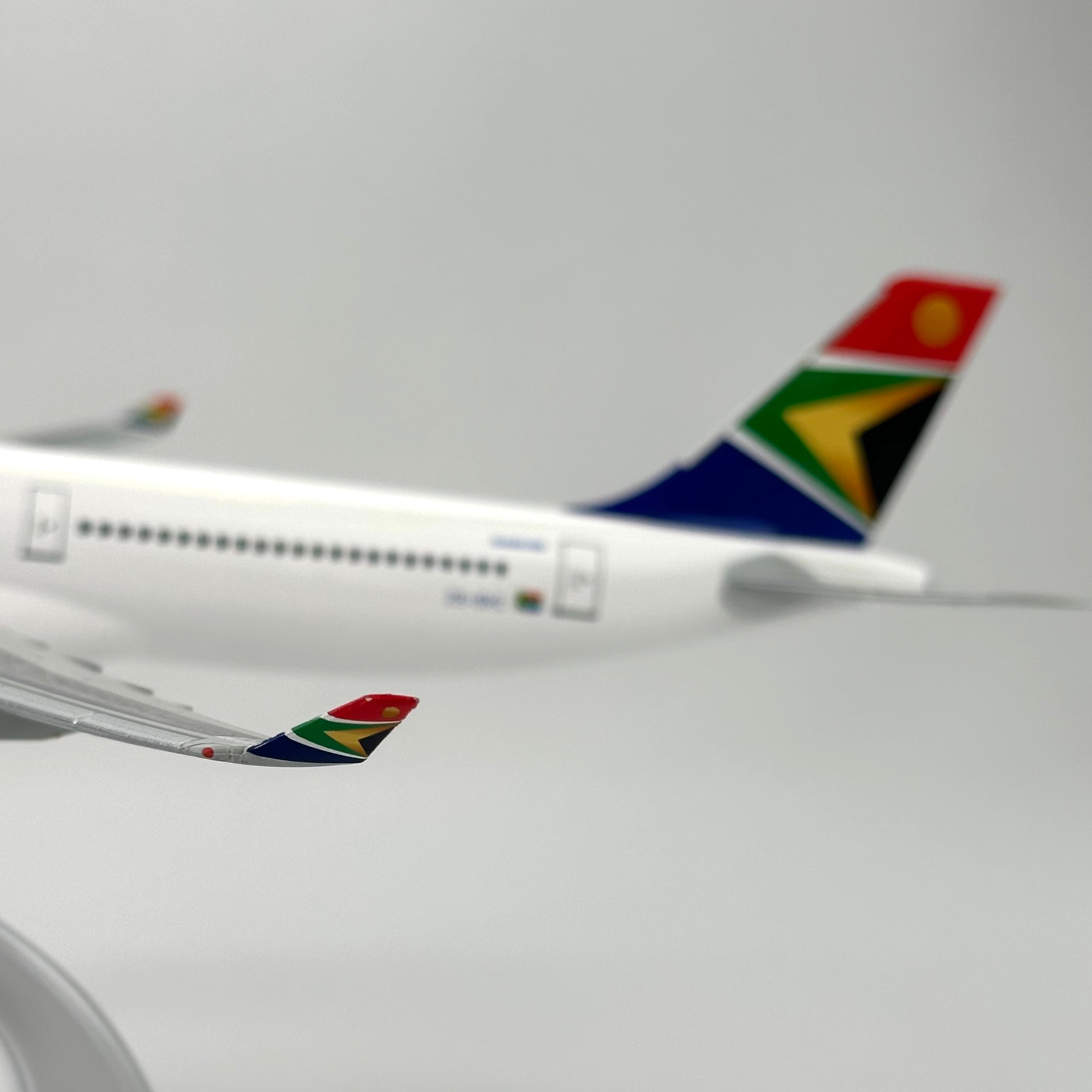 1:200 South African Airways Airbus A340-300 – HeroPlane