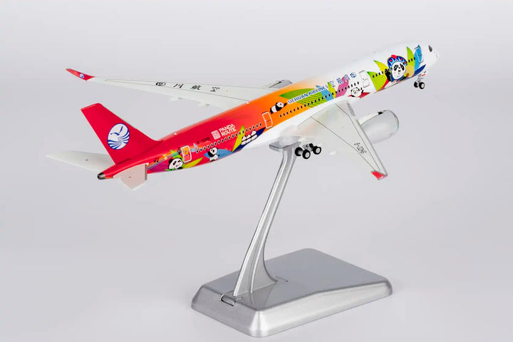 Sichuan Airlines Airbus A350-900 1:400 Diecast Model by NG Models (Reg: B-32HG) with stand