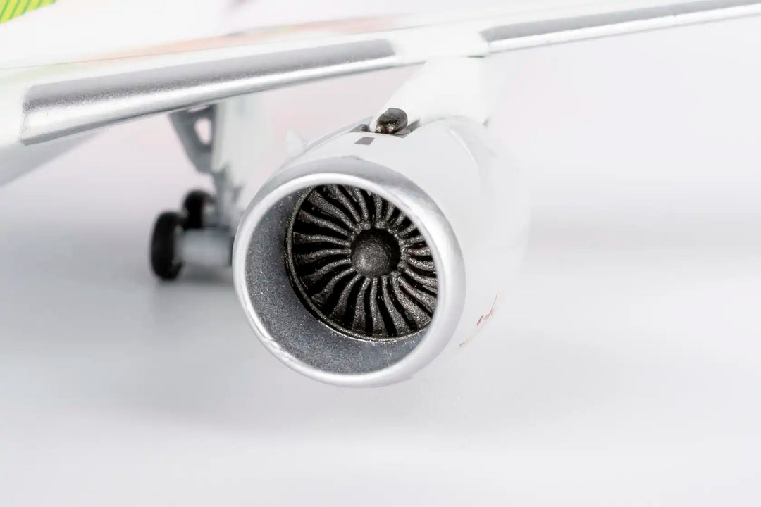 Sichuan Airlines Airbus A350-900 1:400 Diecast Model by NG Models (Reg: B-32HG) with stand