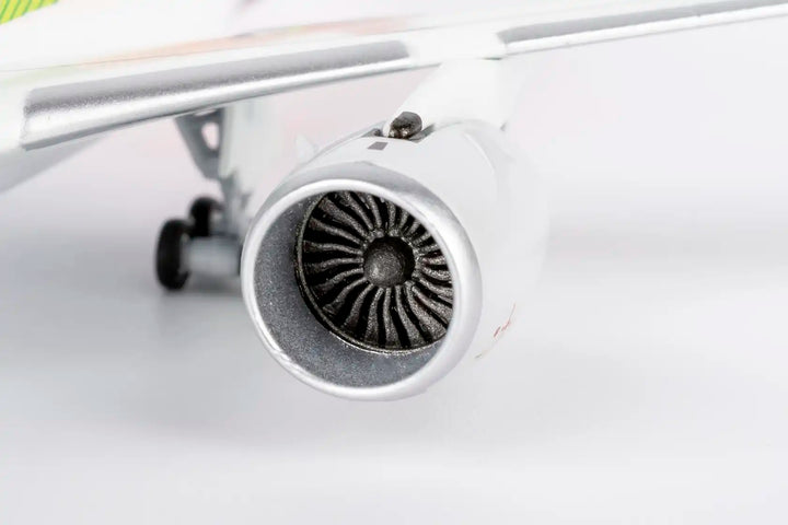 Sichuan Airlines Airbus A350-900 1:400 Diecast Model by NG Models (Reg: B-32HG) with stand