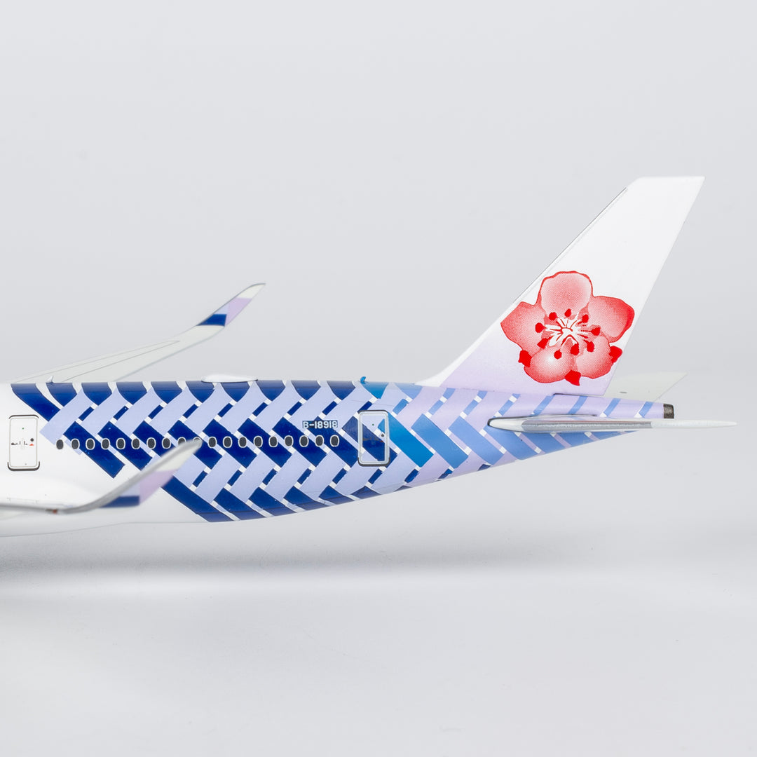 China Airlines Airbus A350-900 1:400 Diecast Model by NG Models (Reg: B-18918)