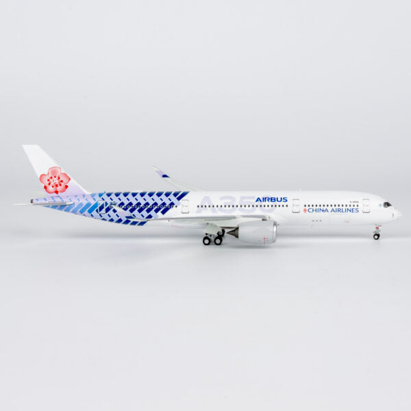 China Airlines Airbus A350-900 1:400 Diecast Model by NG Models (Reg: B-18918)