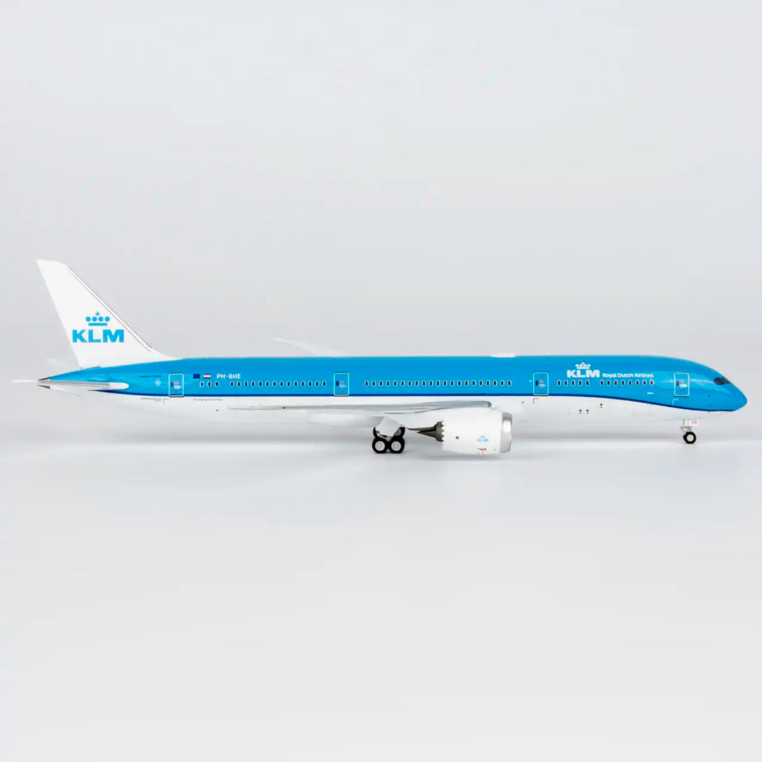 KLM Royal Dutch Airlines Boeing 787-9 1:400 Diecast Model by NG Models (Reg: PH-BHE)