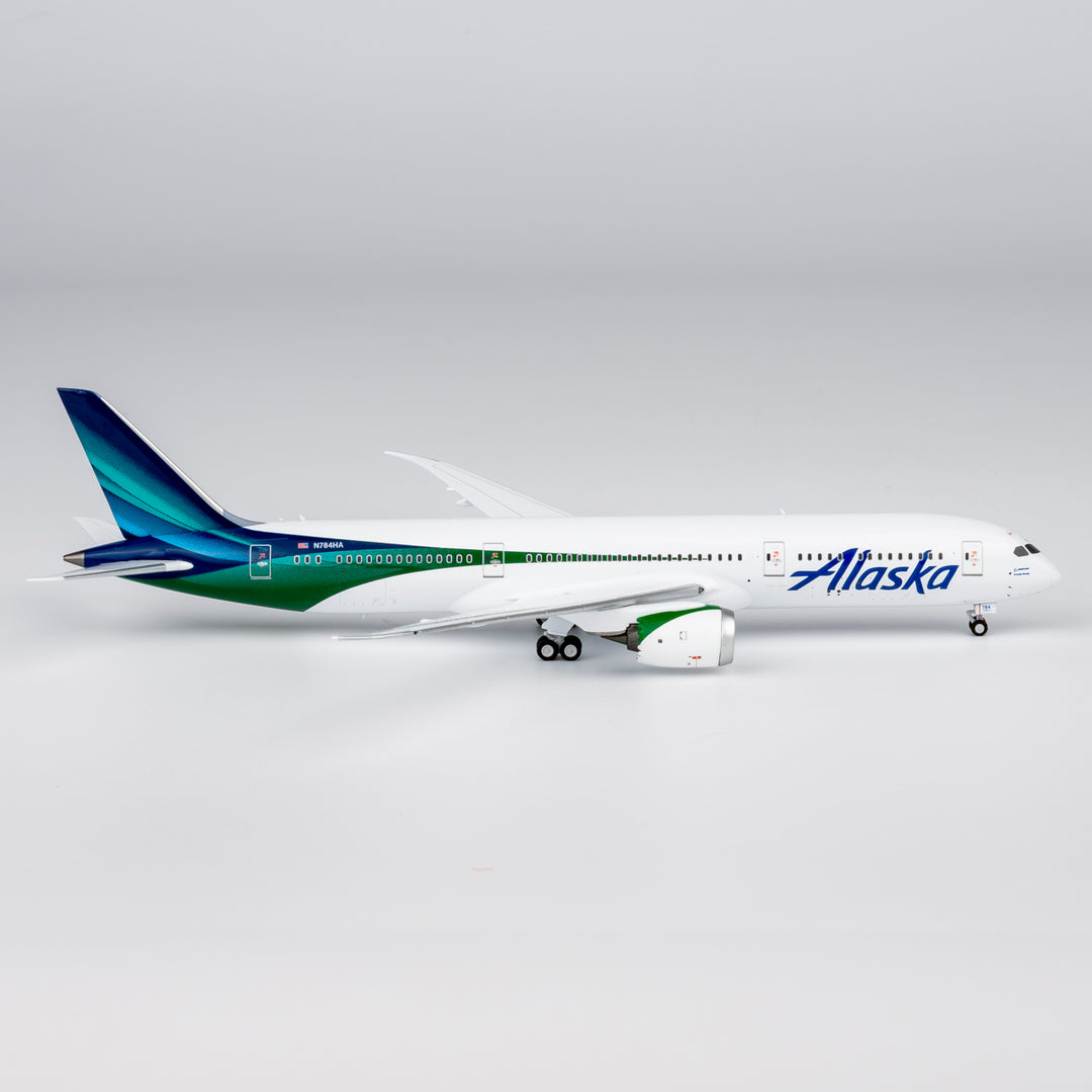 Alaska Airlines Boeing 787-9 1:400 Diecast Model by NG Models (Reg: N784HA)
