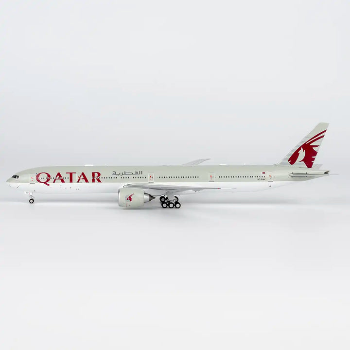 Qatar Airways 777-300ER 1:400 Diecast Model by NG Models (Reg: A7-BAV)