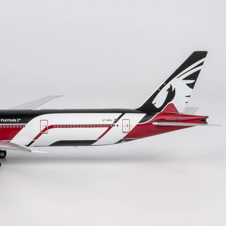Qatar Airways Boeing 777-300ER 1:400 Diecast Model by NG Models (Reg: A7-BEG)