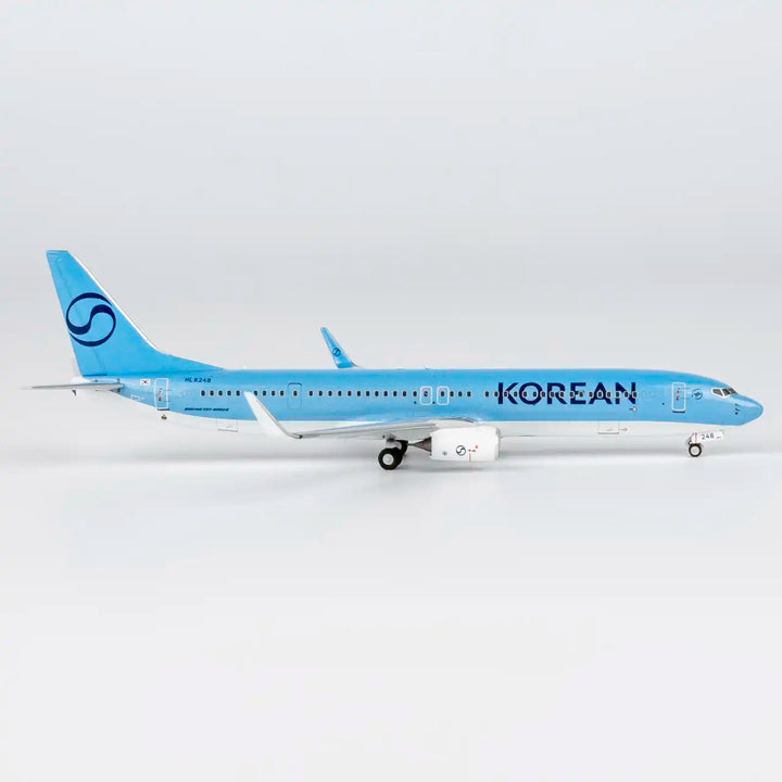 Korean Air Boeing 737-900ER 1:400 Diecast Model by NG Models (Reg: HL8248)
