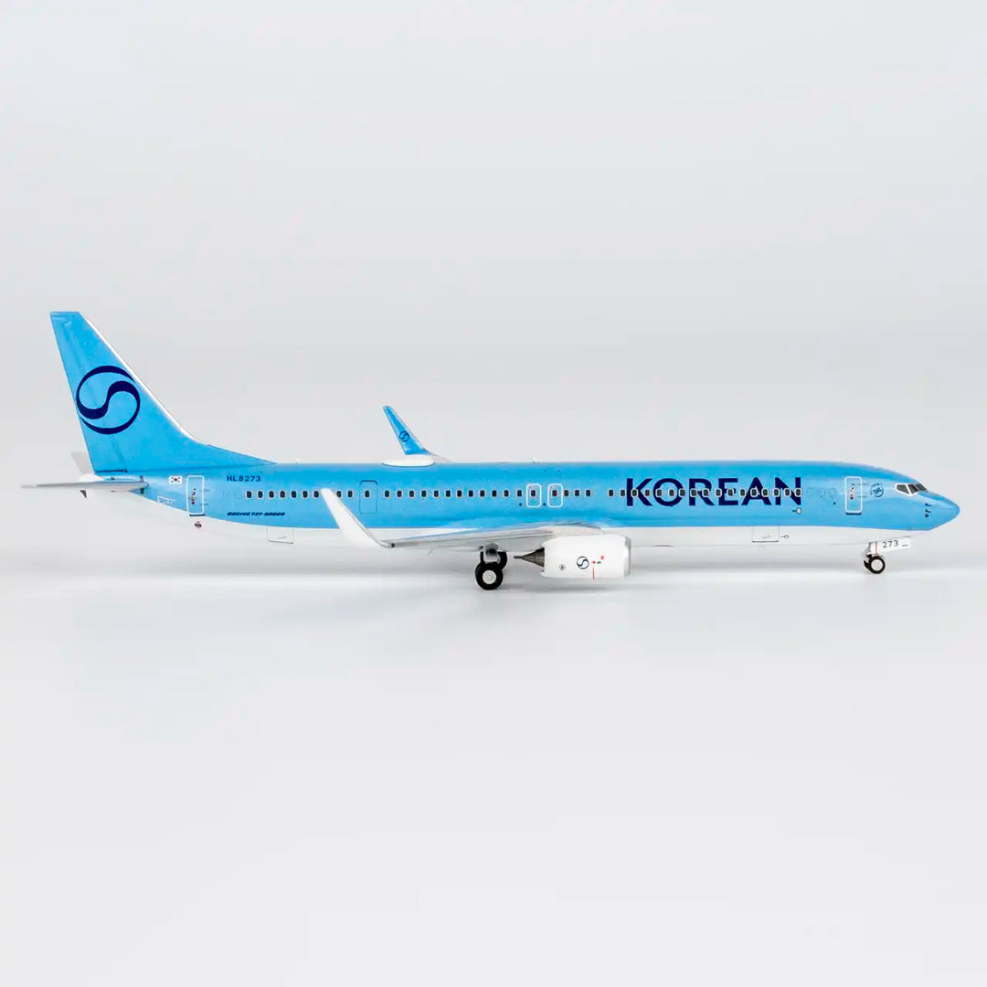 Korean Air Boeing 737-900ER 1:400 Diecast Model by NG Models (Reg: HL8273)