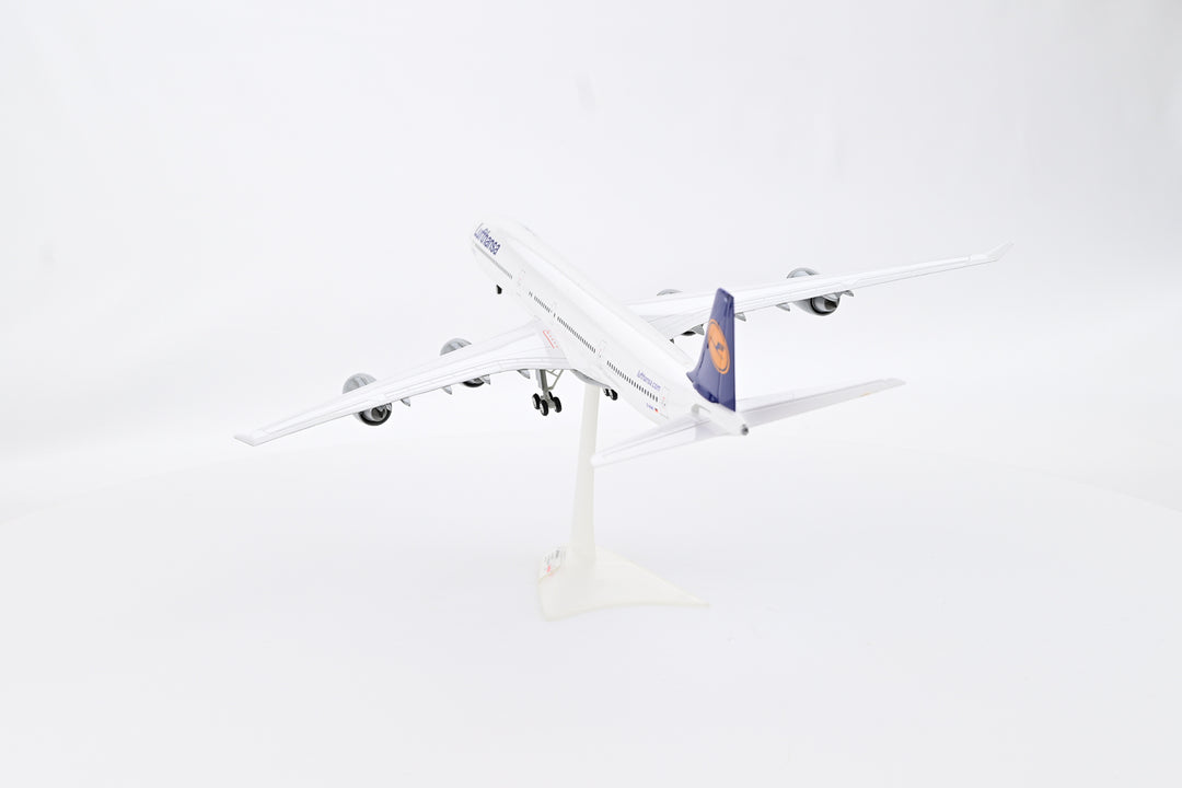 1:200 Lufthansa 340-600 D-AIHI