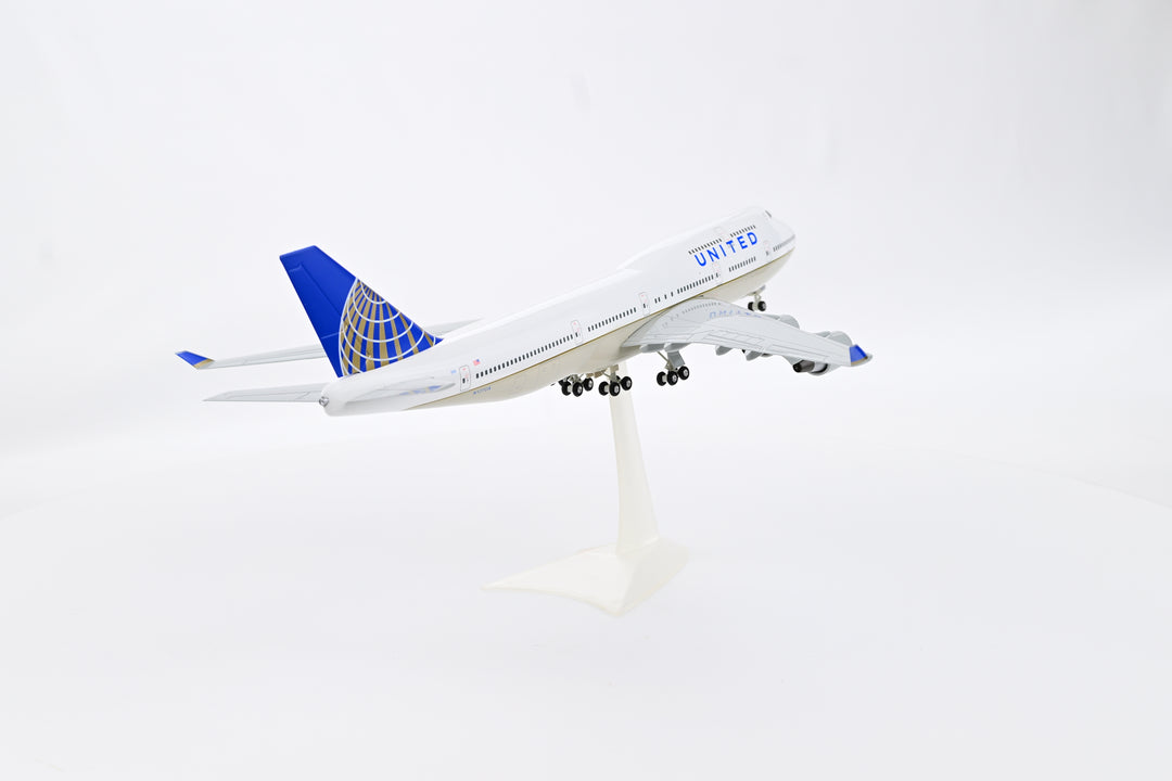 1:200 United Airlines 747-400 N127UA