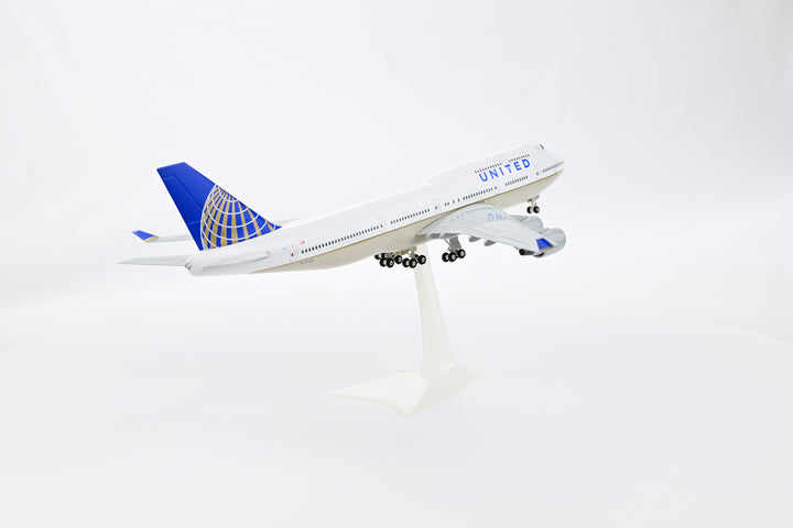 1:200 United Airlines 747-400 N127UA