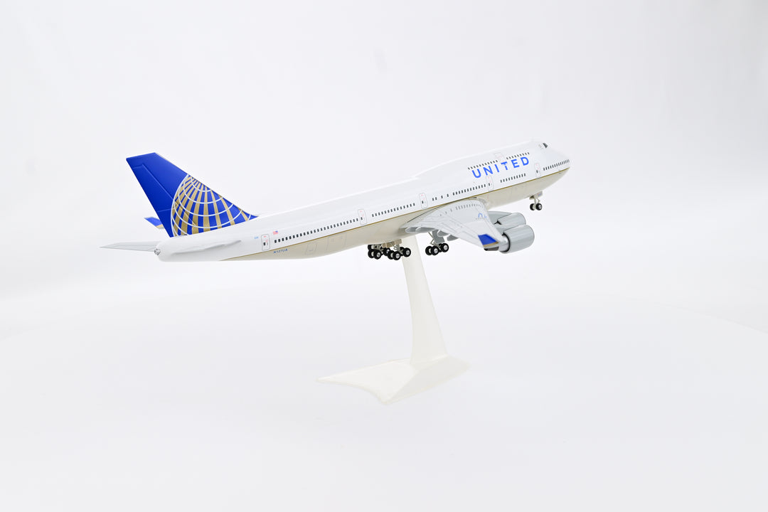 1:200 United Airlines 747-400 N127UA