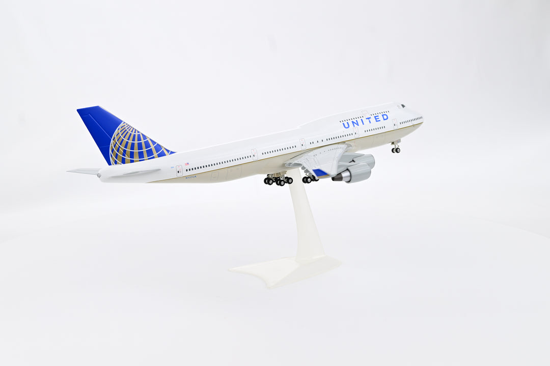 1:200 United Airlines 747-400 N127UA