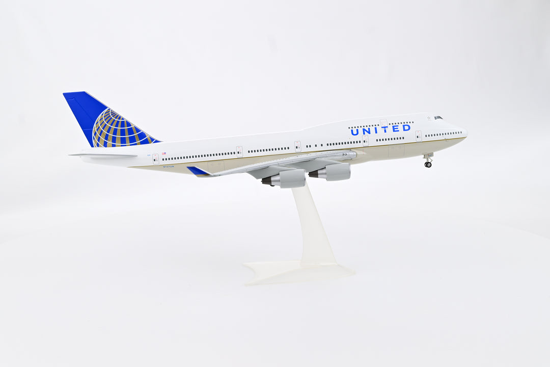 1:200 United Airlines 747-400 N127UA