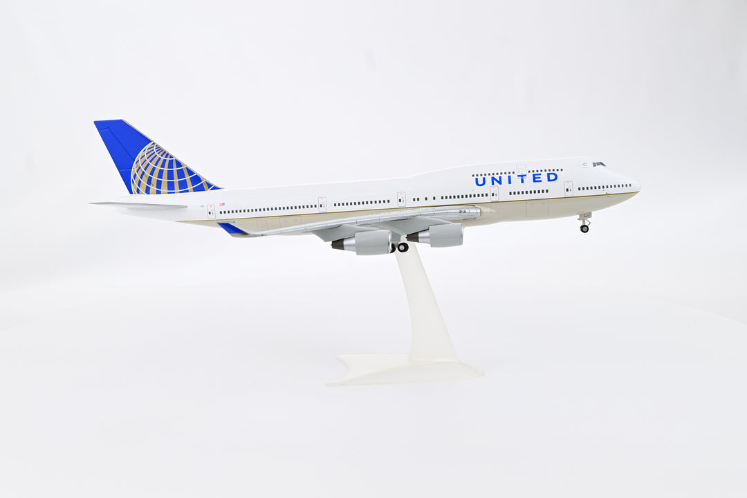 1:200 United Airlines 747-400 N127UA