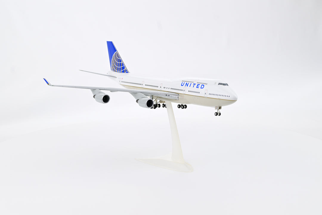 1:200 United Airlines 747-400 N127UA