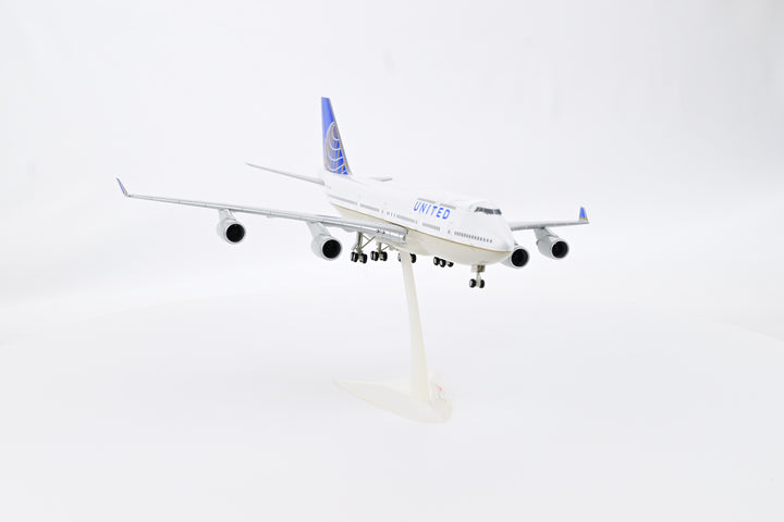 1:200 United Airlines 747-400 N127UA