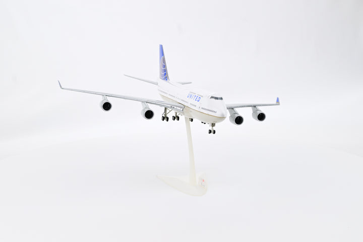 1:200 United Airlines 747-400 N127UA