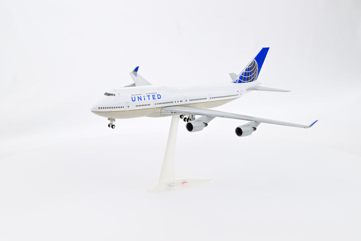 1:200 United Airlines 747-400 N127UA