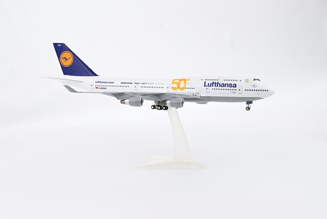 1:200 Lufthansa 747-400 D-ABVH