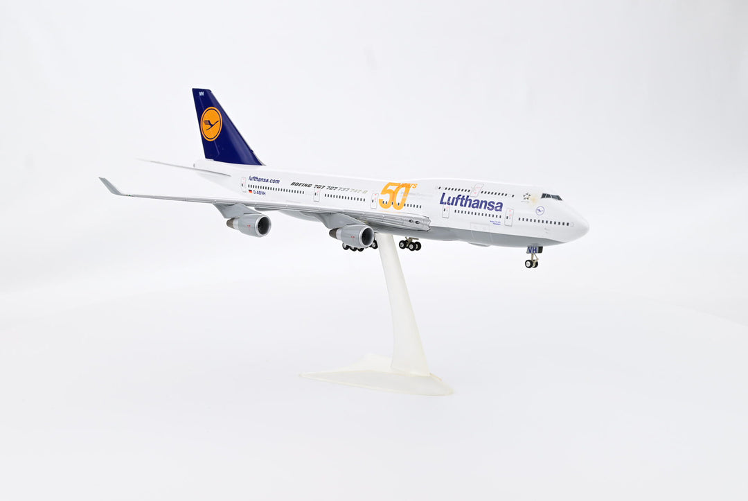 1:200 Lufthansa 747-400 D-ABVH