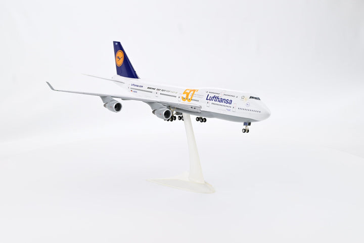 1:200 Lufthansa 747-400 D-ABVH