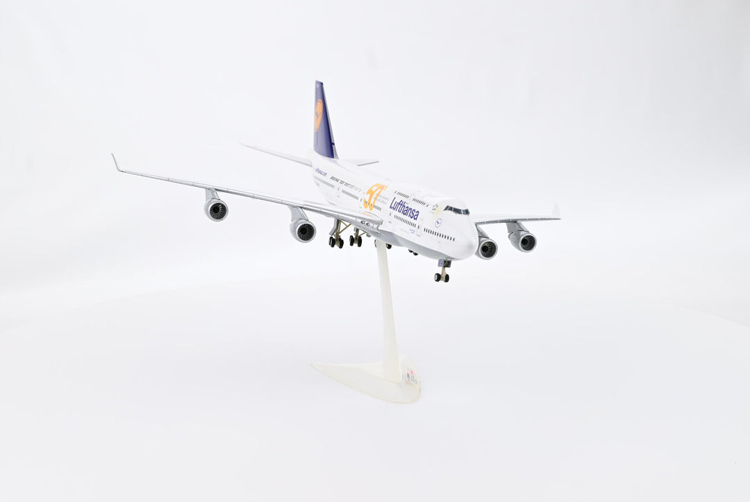 1:200 Lufthansa 747-400 D-ABVH