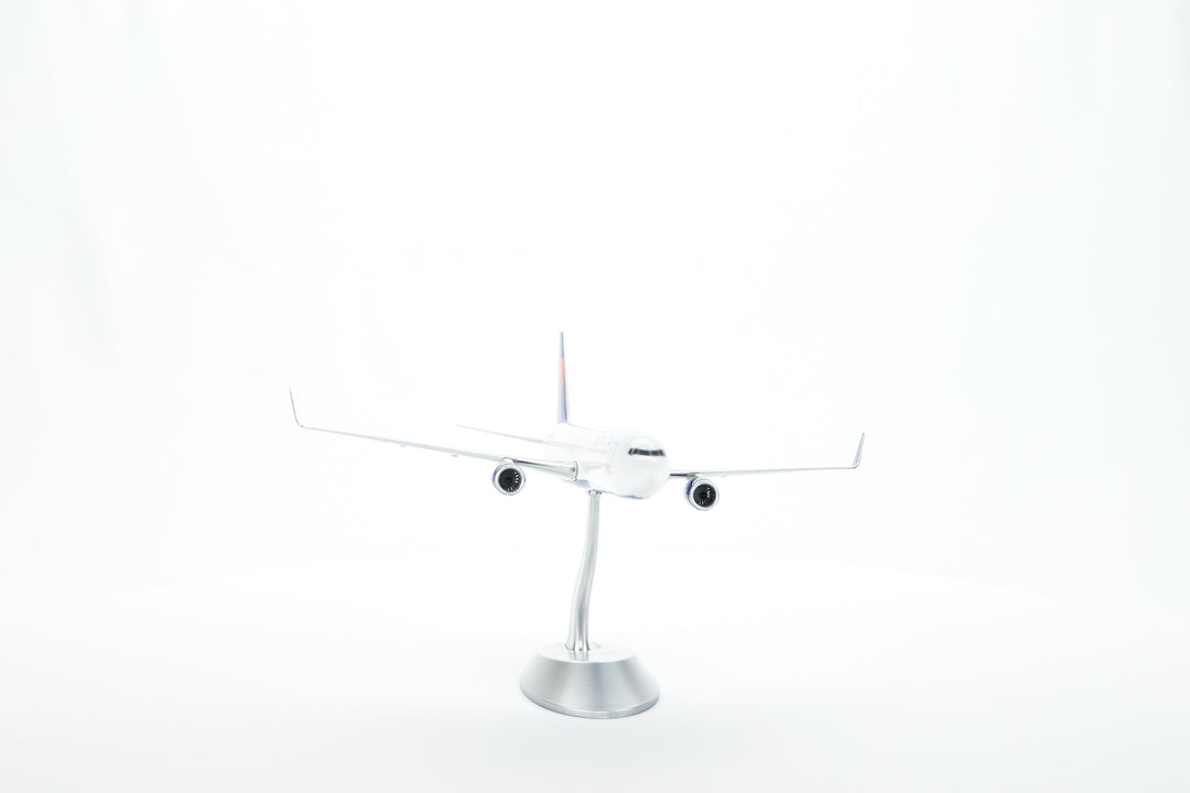 1:200 Delta Air Lines 767-300ER