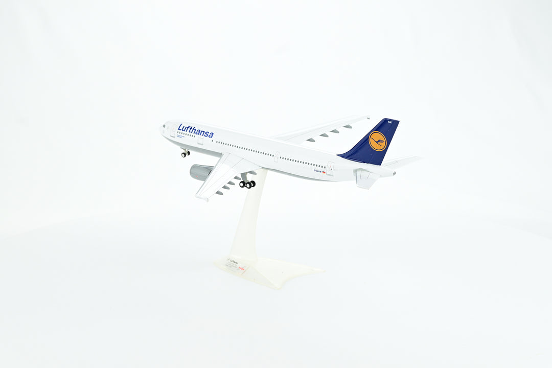 1:200 Lufthansa 300-600 D-AIAM