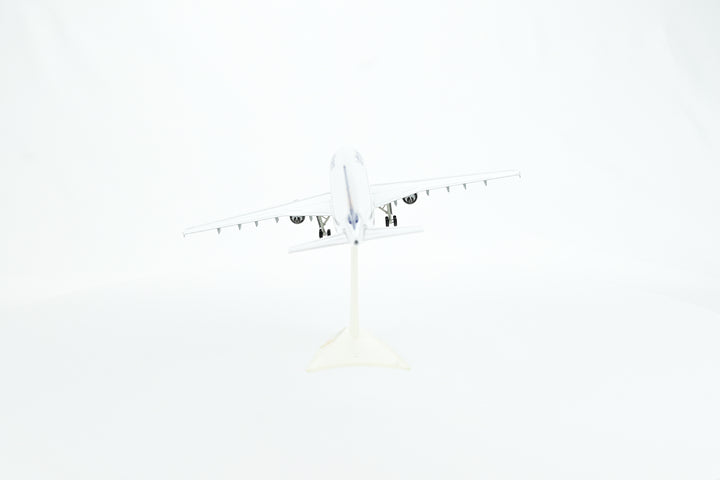 1:200 Lufthansa 300-600 D-AIAM