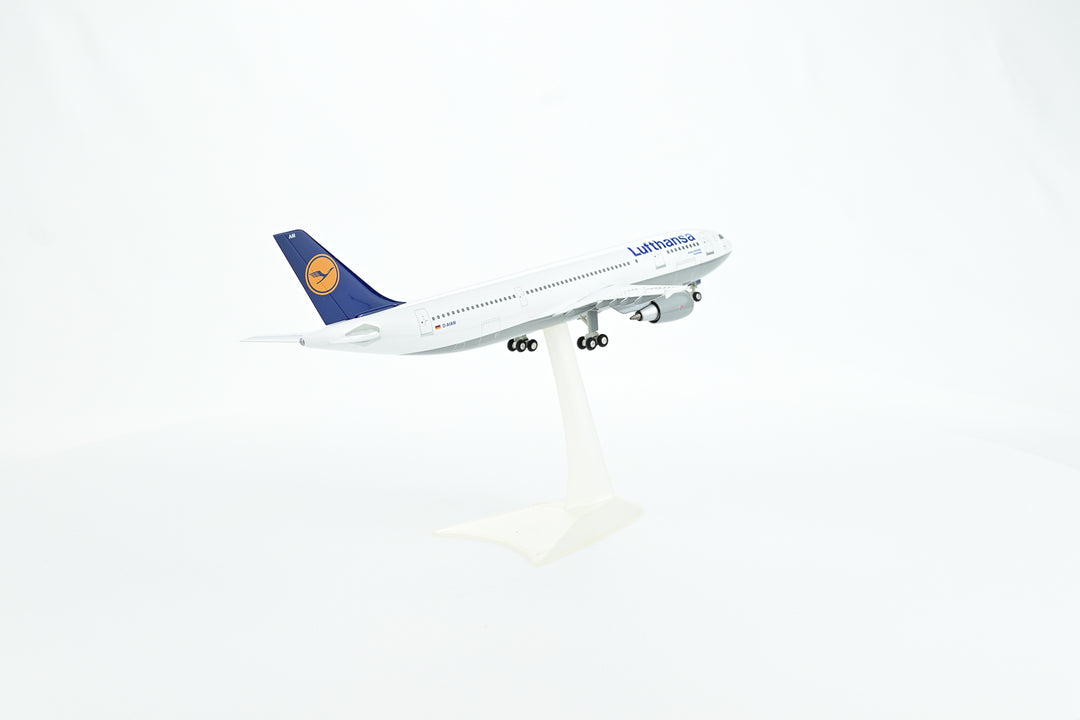 1:200 Lufthansa 300-600 D-AIAM