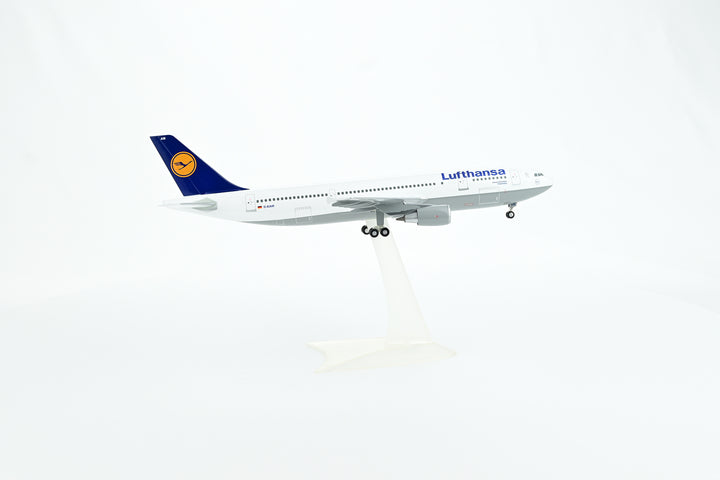 1:200 Lufthansa 300-600 D-AIAM