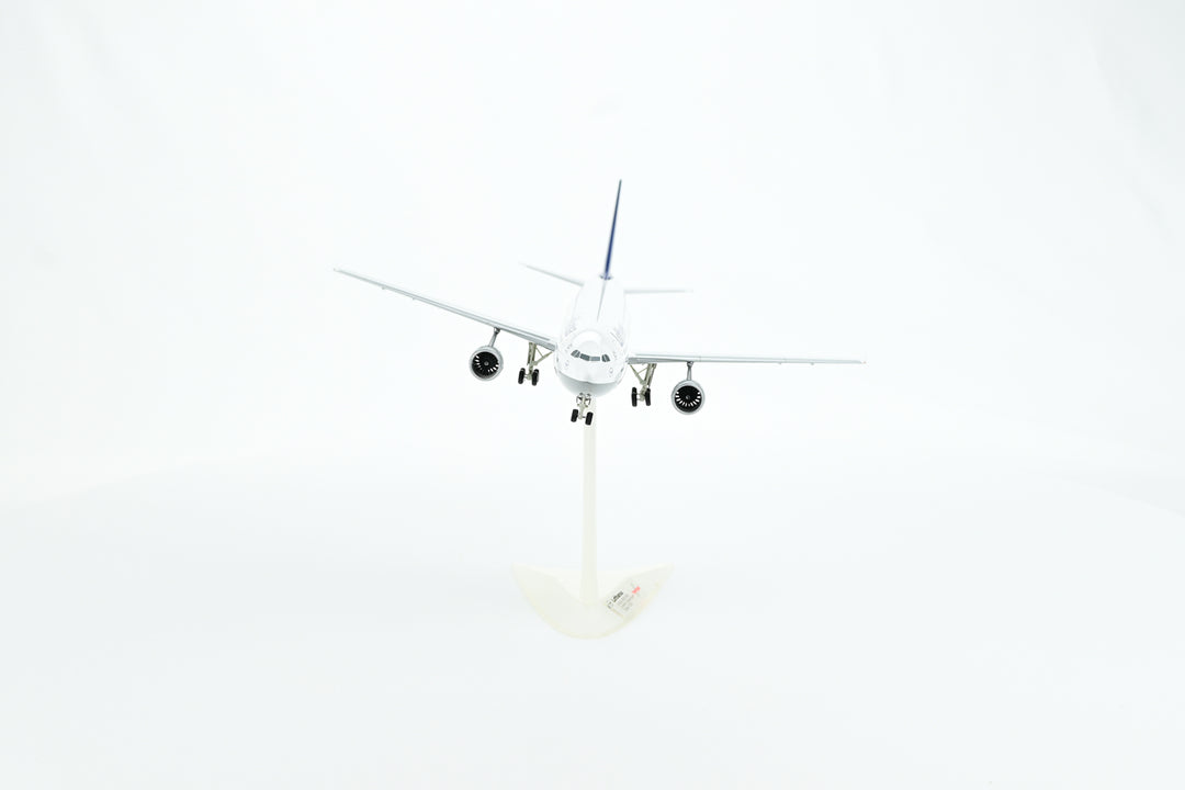 1:200 Lufthansa 300-600 D-AIAM