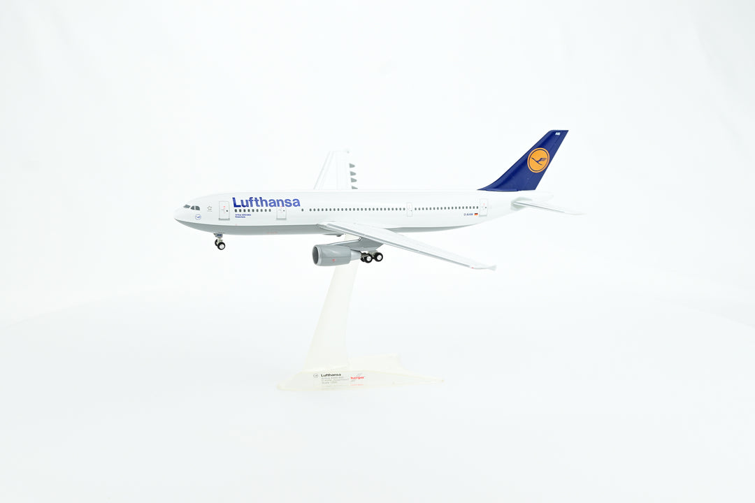 1:200 Lufthansa 300-600 D-AIAM