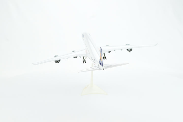 1:200 Lufthansa 340-600 D-AIHK