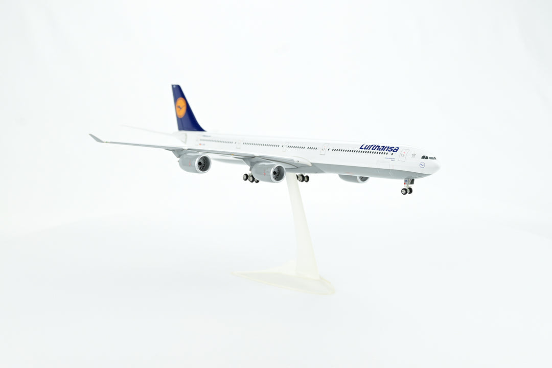 1:200 Lufthansa 340-600 D-AIHK