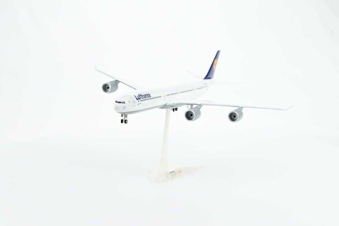 1:200 Lufthansa 340-600 D-AIHK