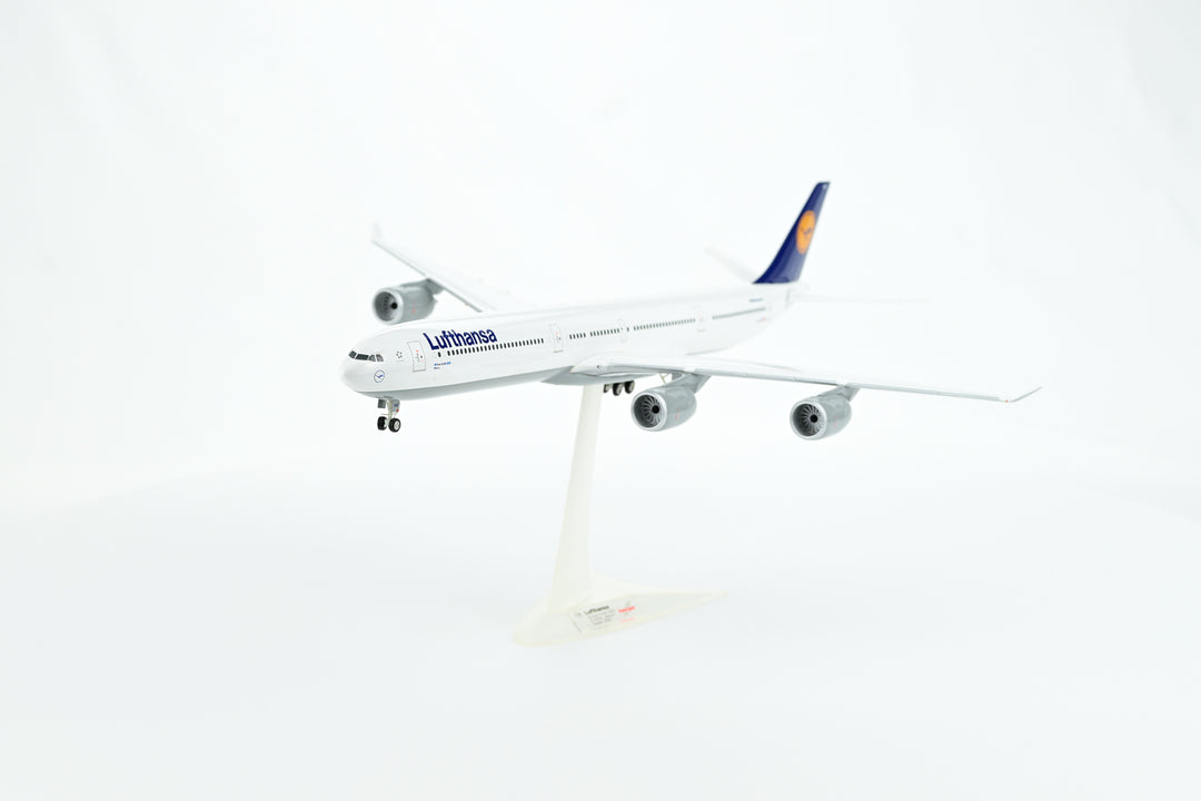 1:200 Lufthansa 340-600 D-AIHK