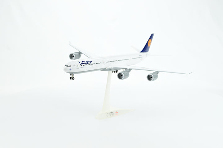 1:200 Lufthansa 340-600 D-AIHK