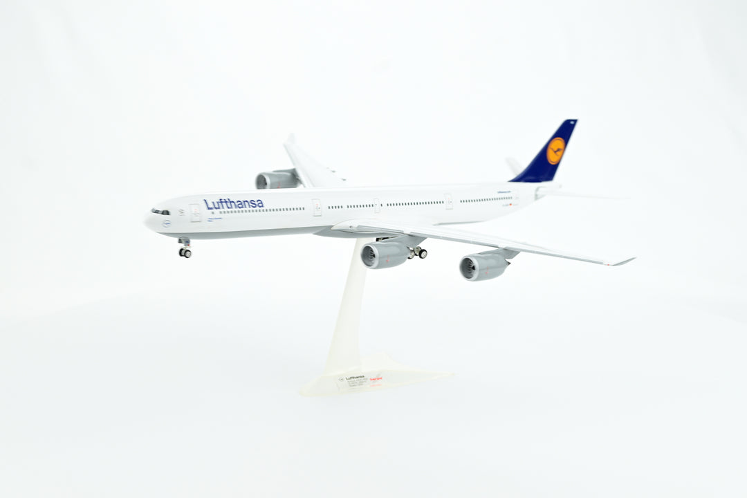 1:200 Lufthansa 340-600 D-AIHK