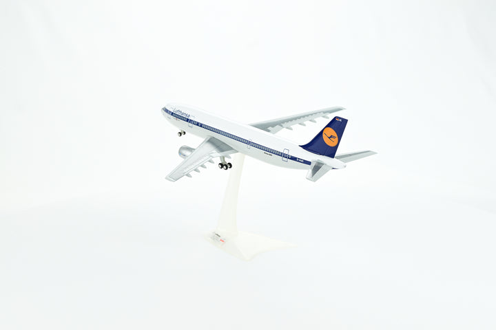 1:200 Lufthansa 300 D-AIAC