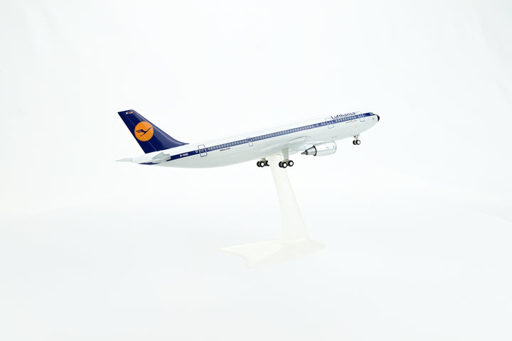 1:200 Lufthansa 300 D-AIAC