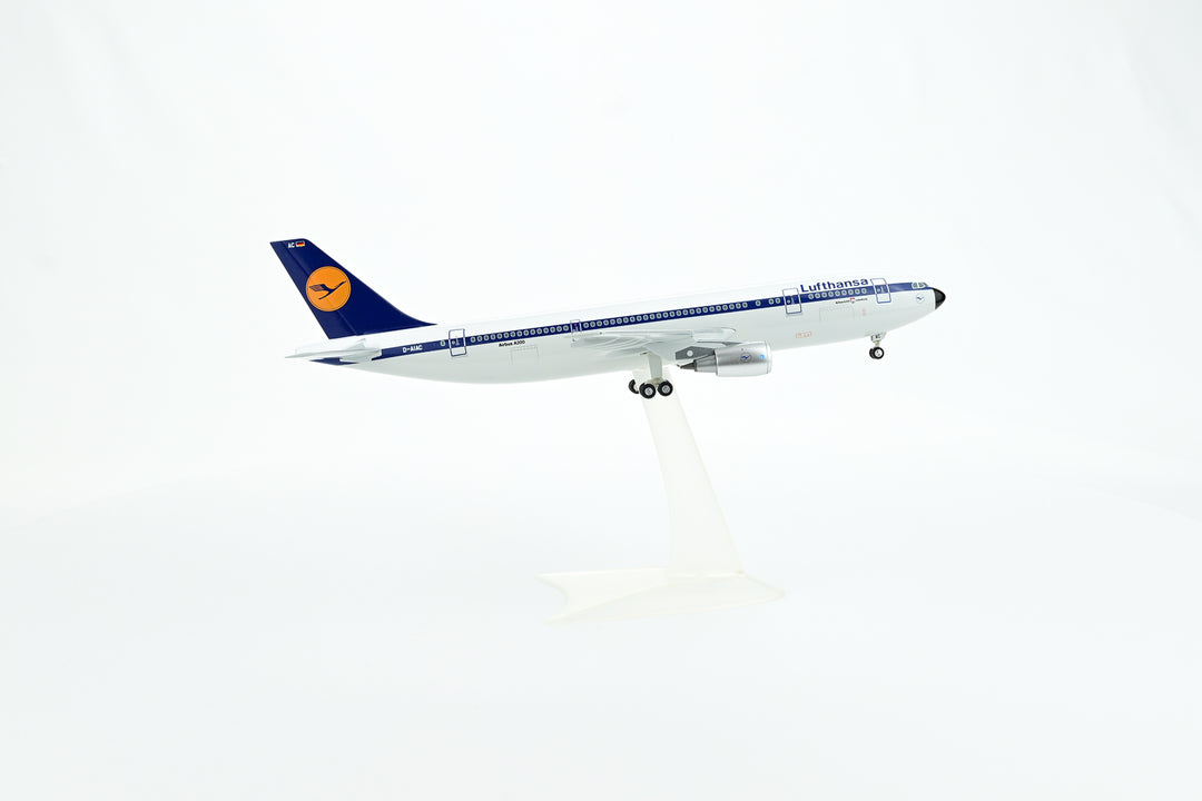 1:200 Lufthansa 300 D-AIAC